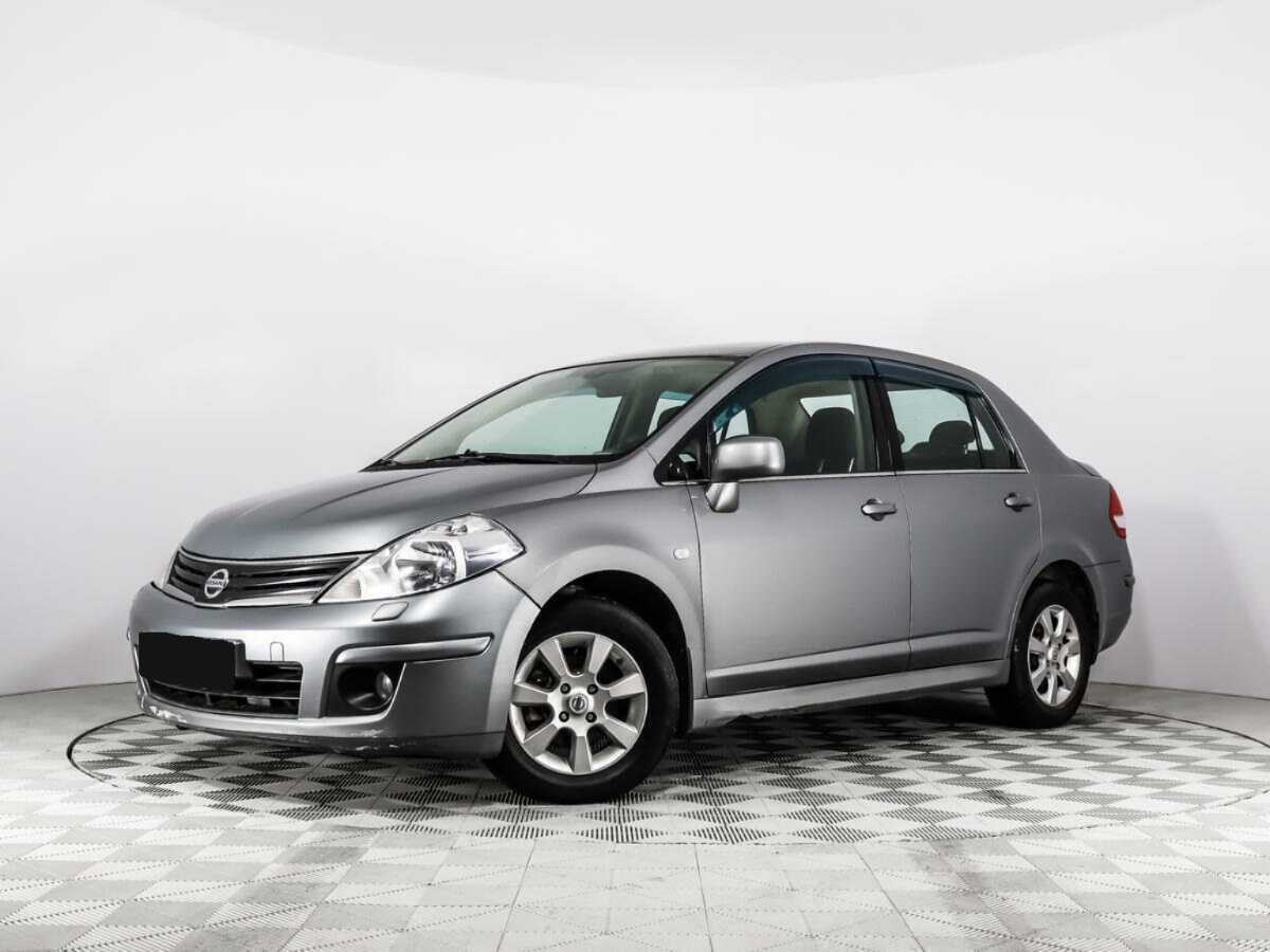 Nissan Tiida 2012 года с пробегом. Фото: #0