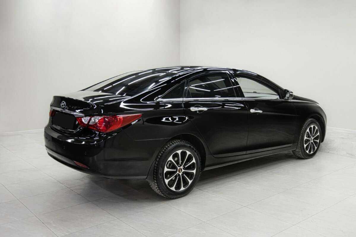 Hyundai Sonata 2011 года с пробегом. Фото: #3