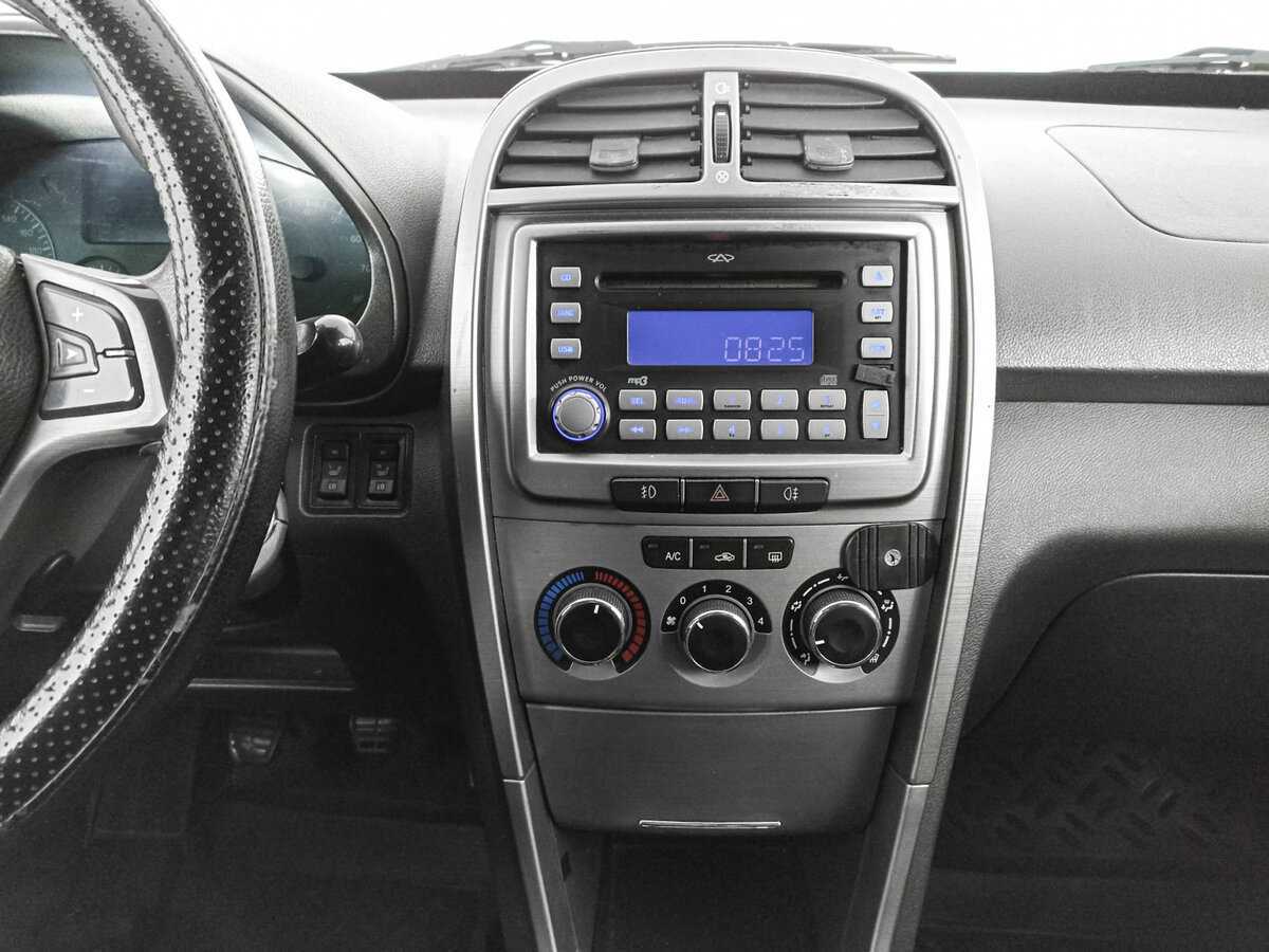 Chery Tiggo (T11) 2014 года с пробегом. Фото: #11