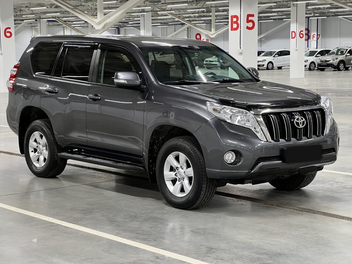 Toyota Land Cruiser Prado 2015 года с пробегом. Фото: #2
