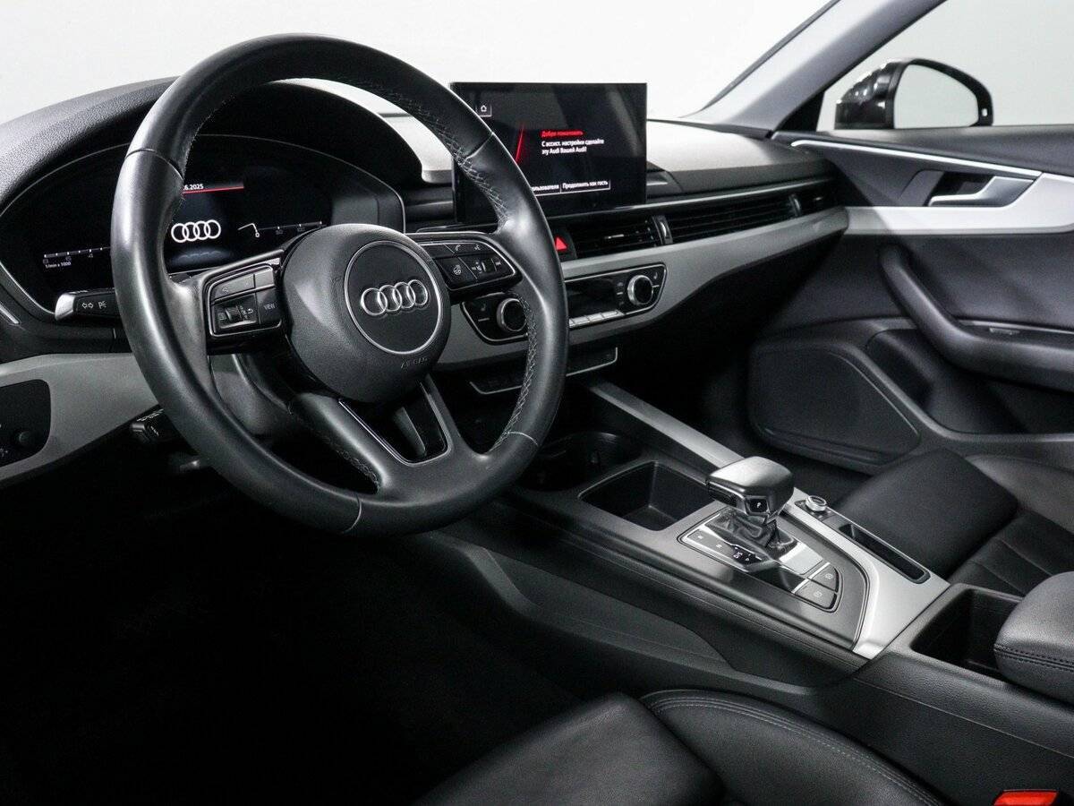 Audi A4 2021 года с пробегом. Фото: #13