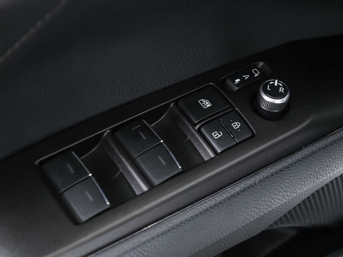 Toyota Camry 2021 года с пробегом. Фото: #15