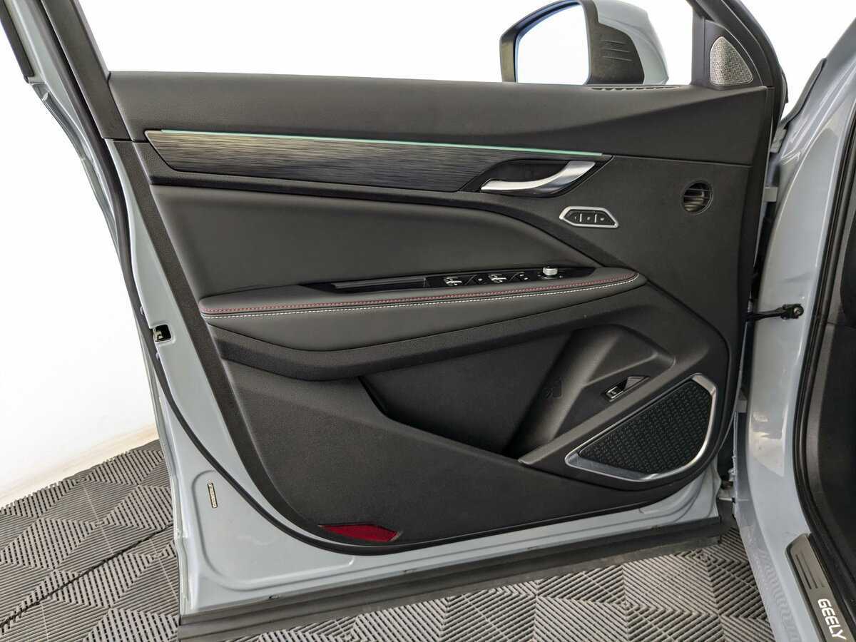 Geely Tugella 2022 года с пробегом. Фото: #14