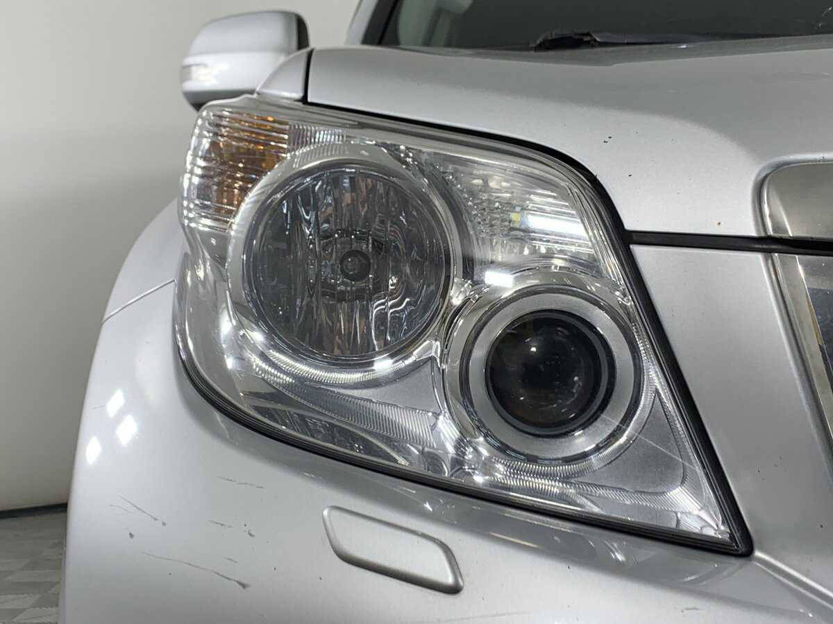 Toyota Land Cruiser Prado 2011 года с пробегом. Фото: #9