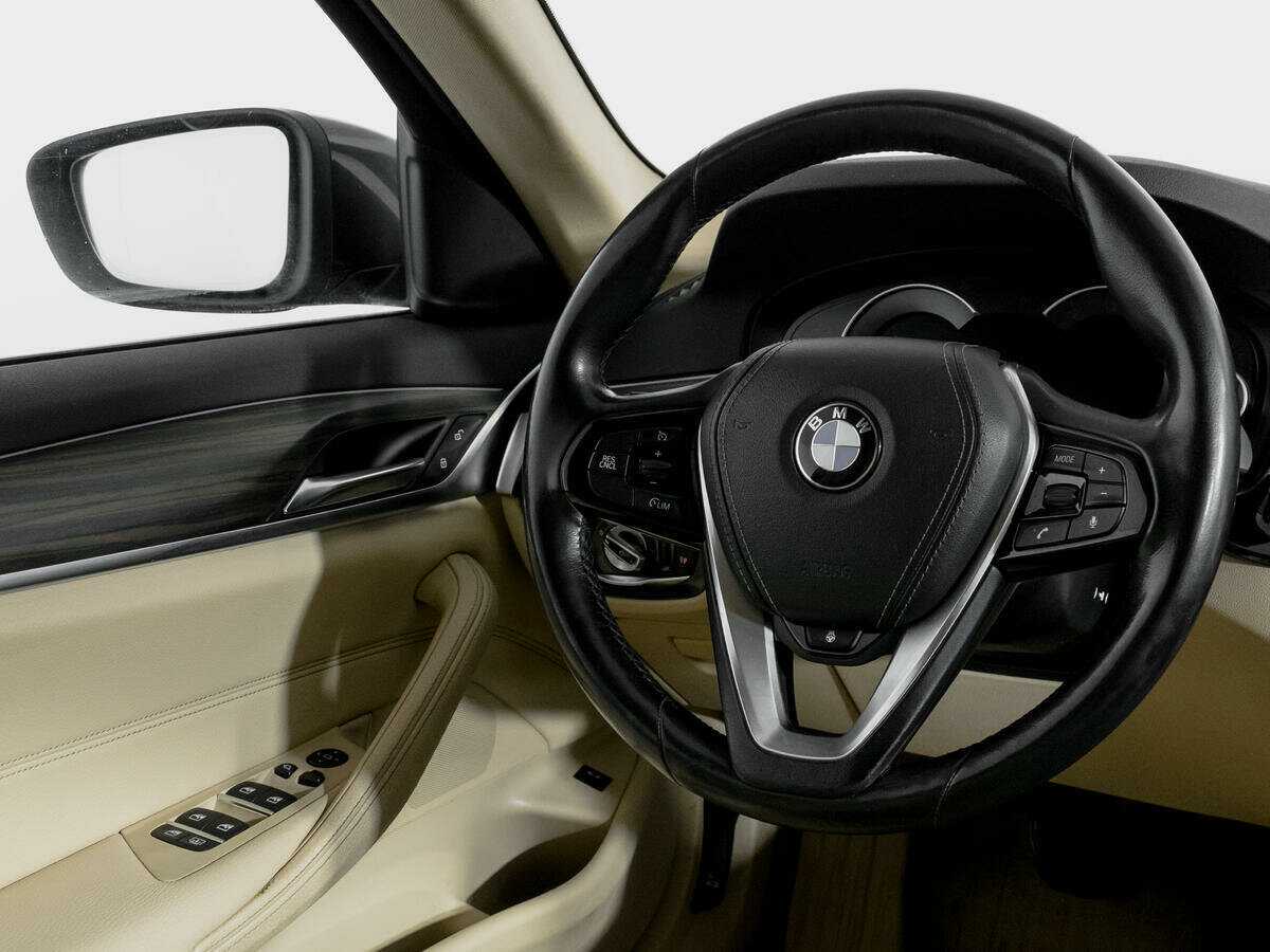 BMW 5 серии 2017 года с пробегом. Фото: #13