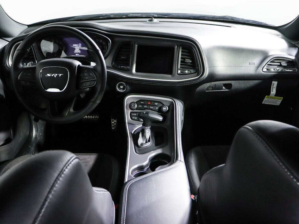Dodge Challenger 2022 года с пробегом. Фото: #10