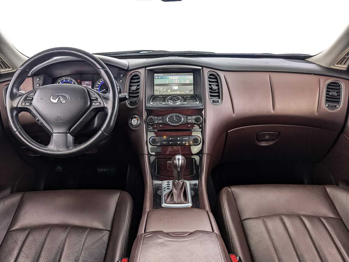 Infiniti EX 2013 года с пробегом. Фото: #9