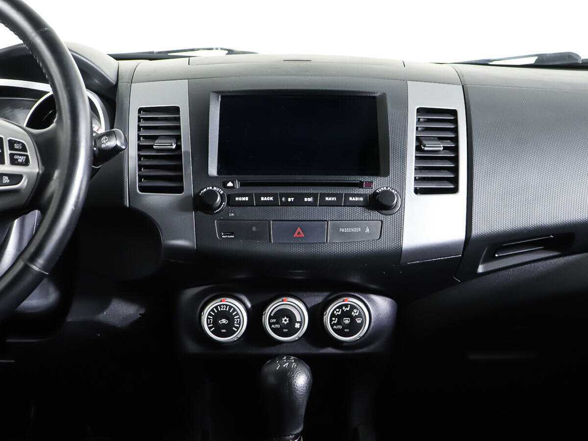Mitsubishi Outlander 2008 года с пробегом. Фото: #11