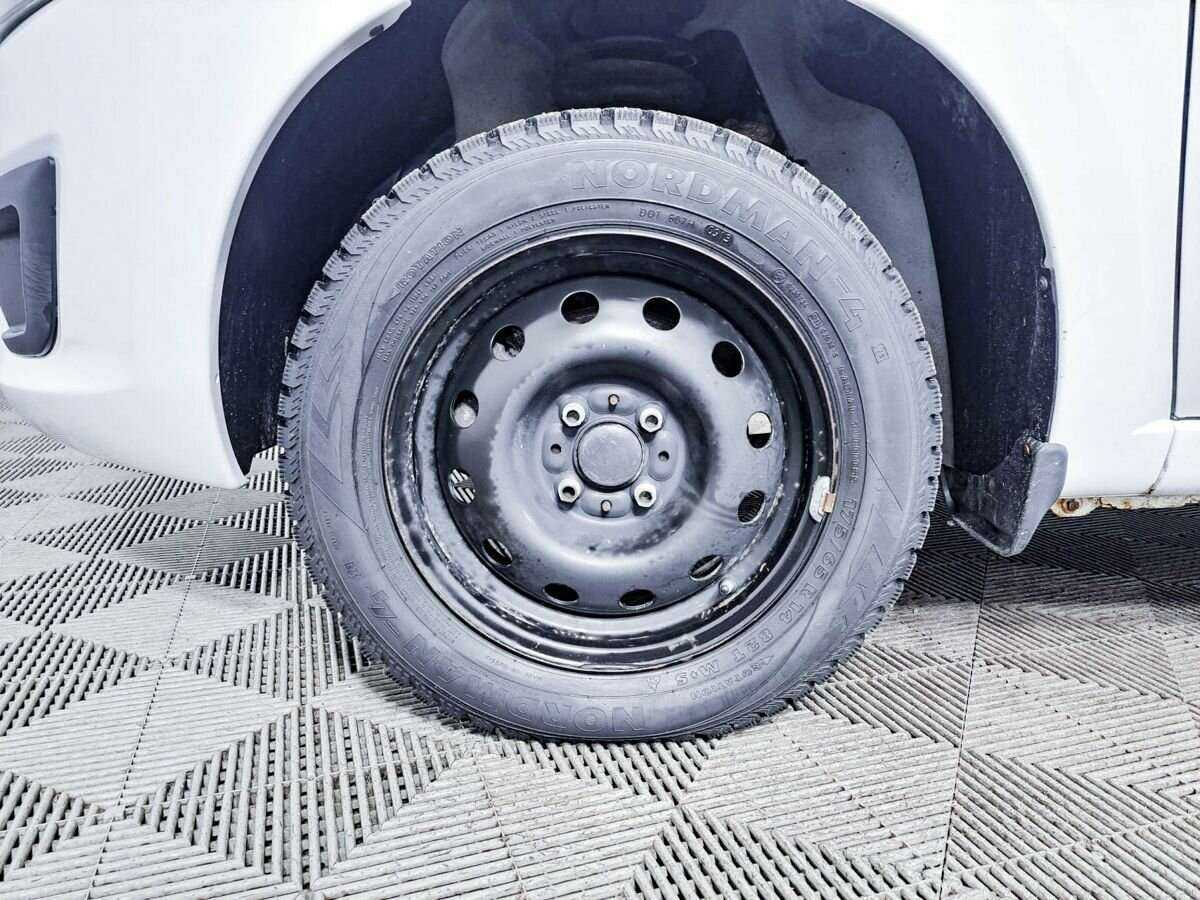 Lada (ВАЗ) Kalina 2013 года с пробегом. Фото: #17