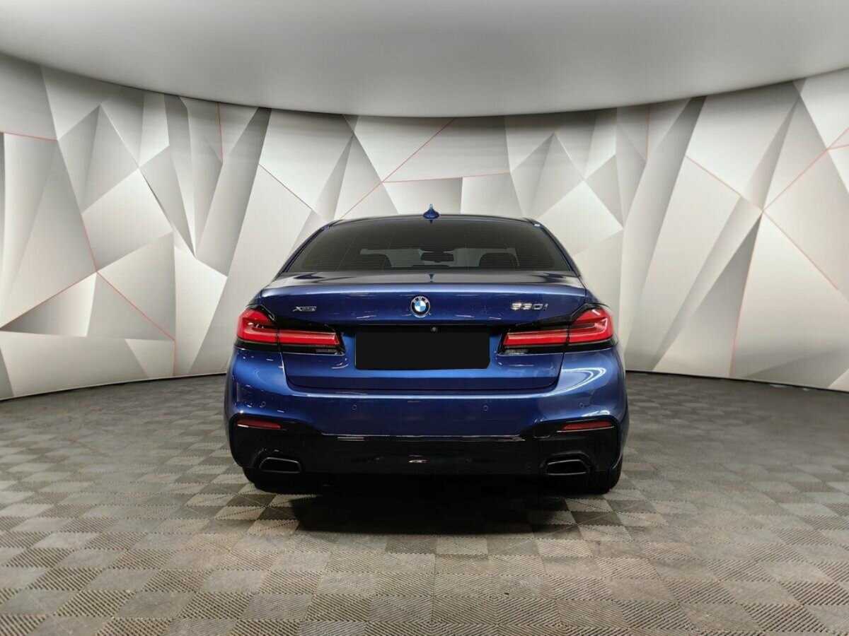 BMW 5 серии 2018 года с пробегом. Фото: #7
