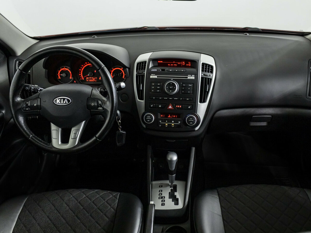 Kia Ceed 2011 года с пробегом. Фото: #10