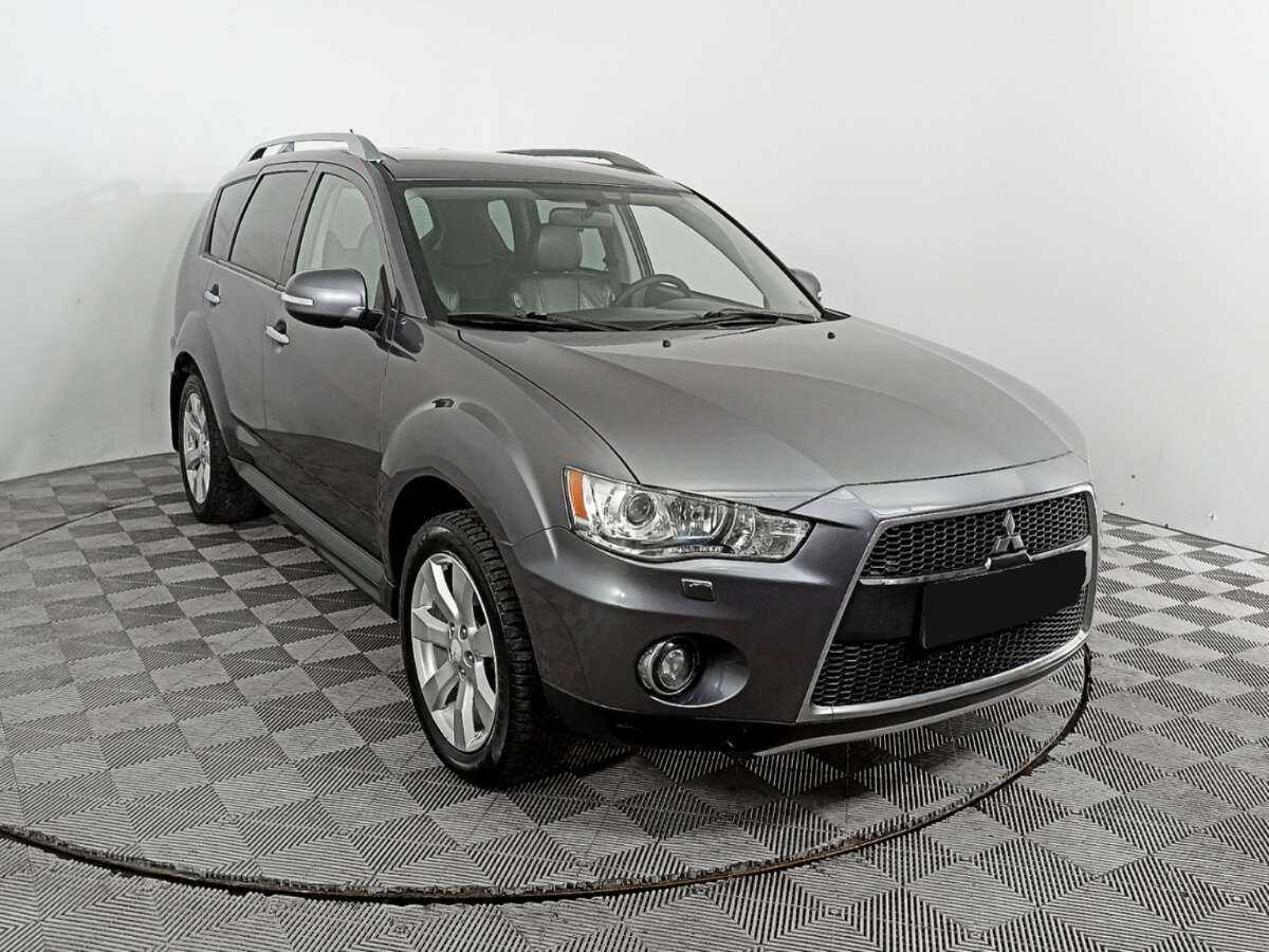 Mitsubishi Outlander 2010 года с пробегом. Фото: #2