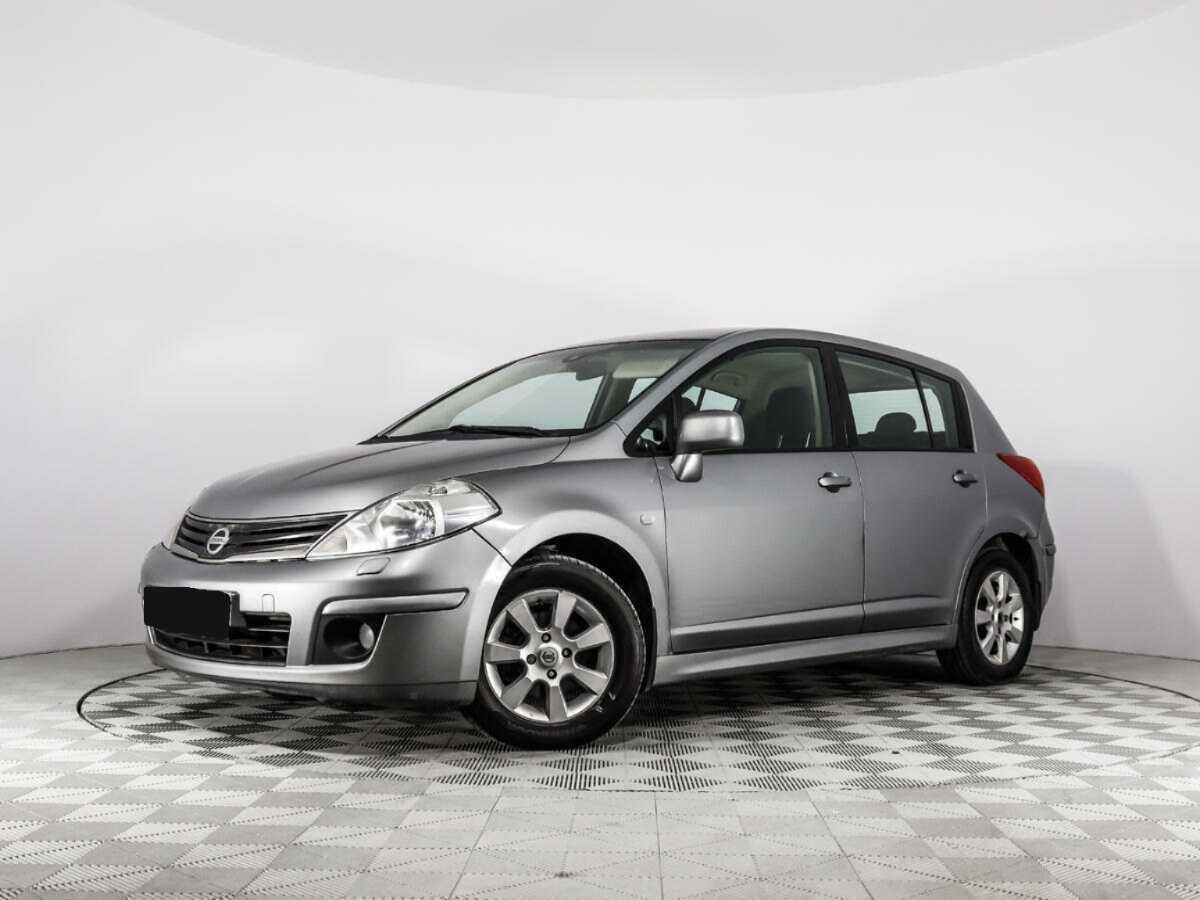 Nissan Tiida 2010 года с пробегом. Фото: #0
