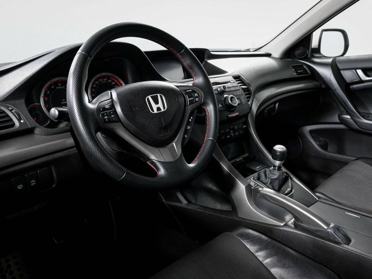 Honda Accord 2008 года с пробегом. Фото: #12