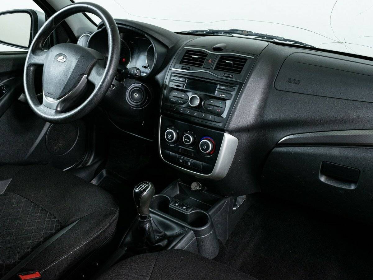 Lada (ВАЗ) Granta 2018 года с пробегом. Фото: #6