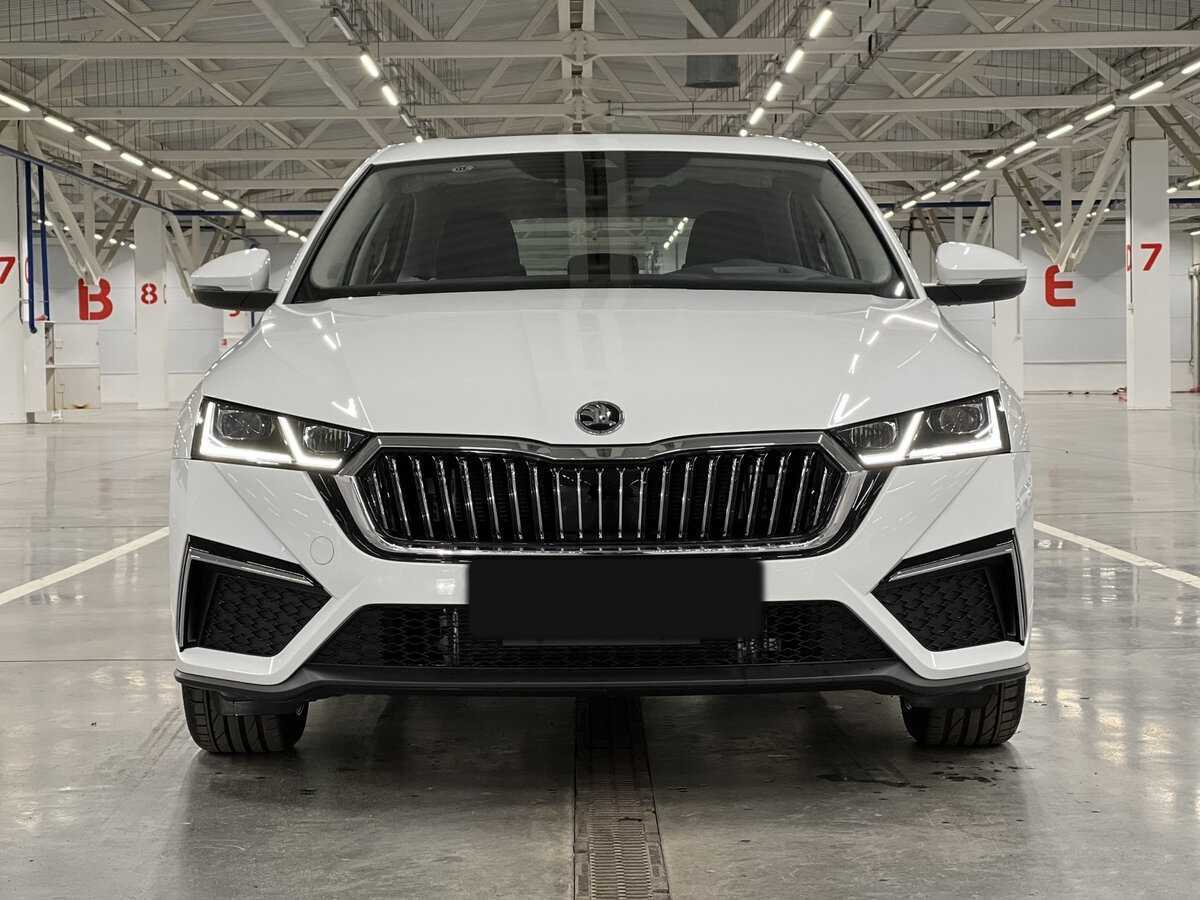 Skoda Octavia 2024 года с пробегом. Фото: #1