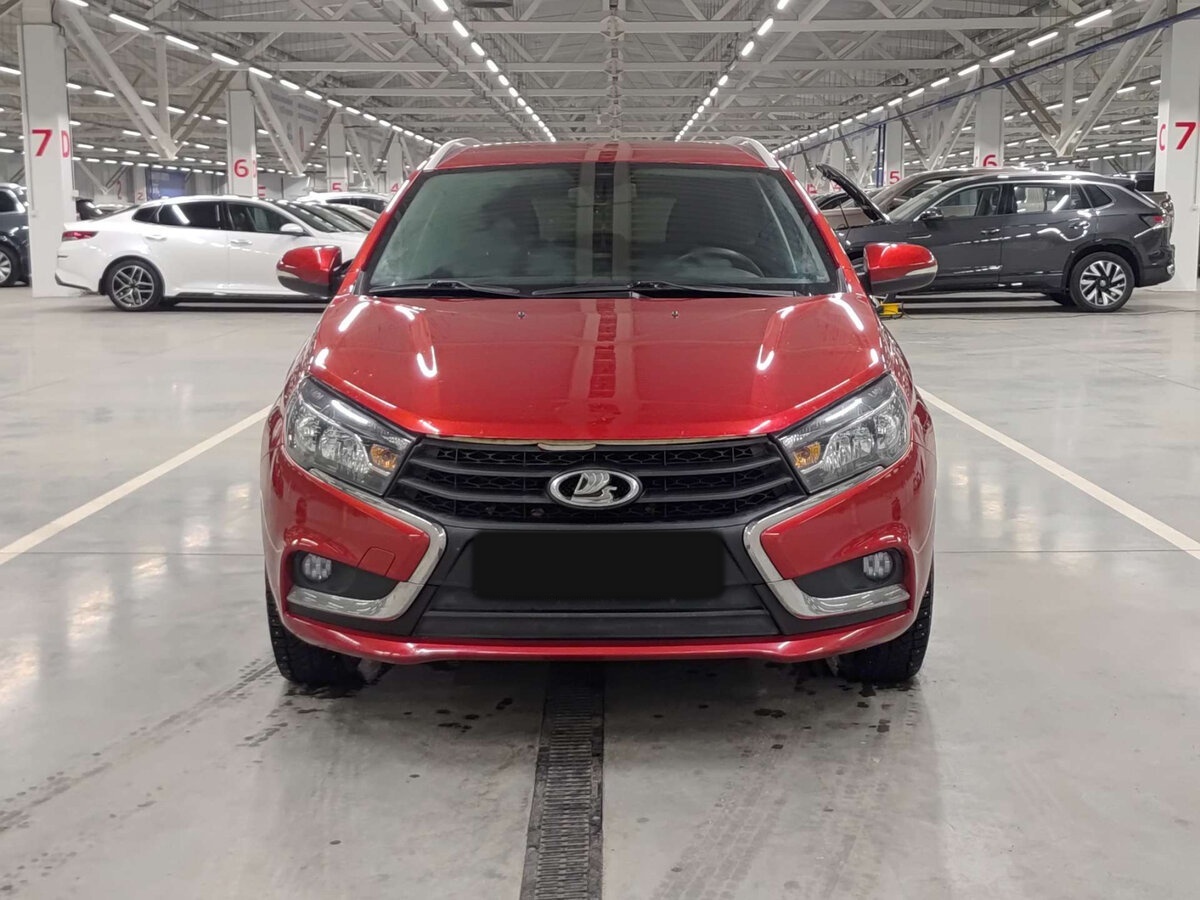 Lada (ВАЗ) Vesta 2018 года с пробегом. Фото: #1
