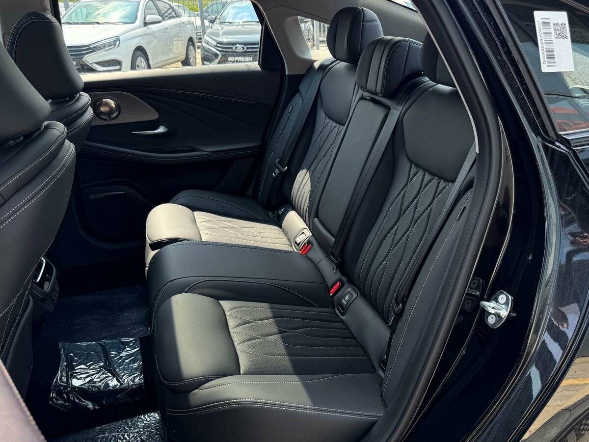 Chery Arrizo 8 2024 года с пробегом. Фото: #11