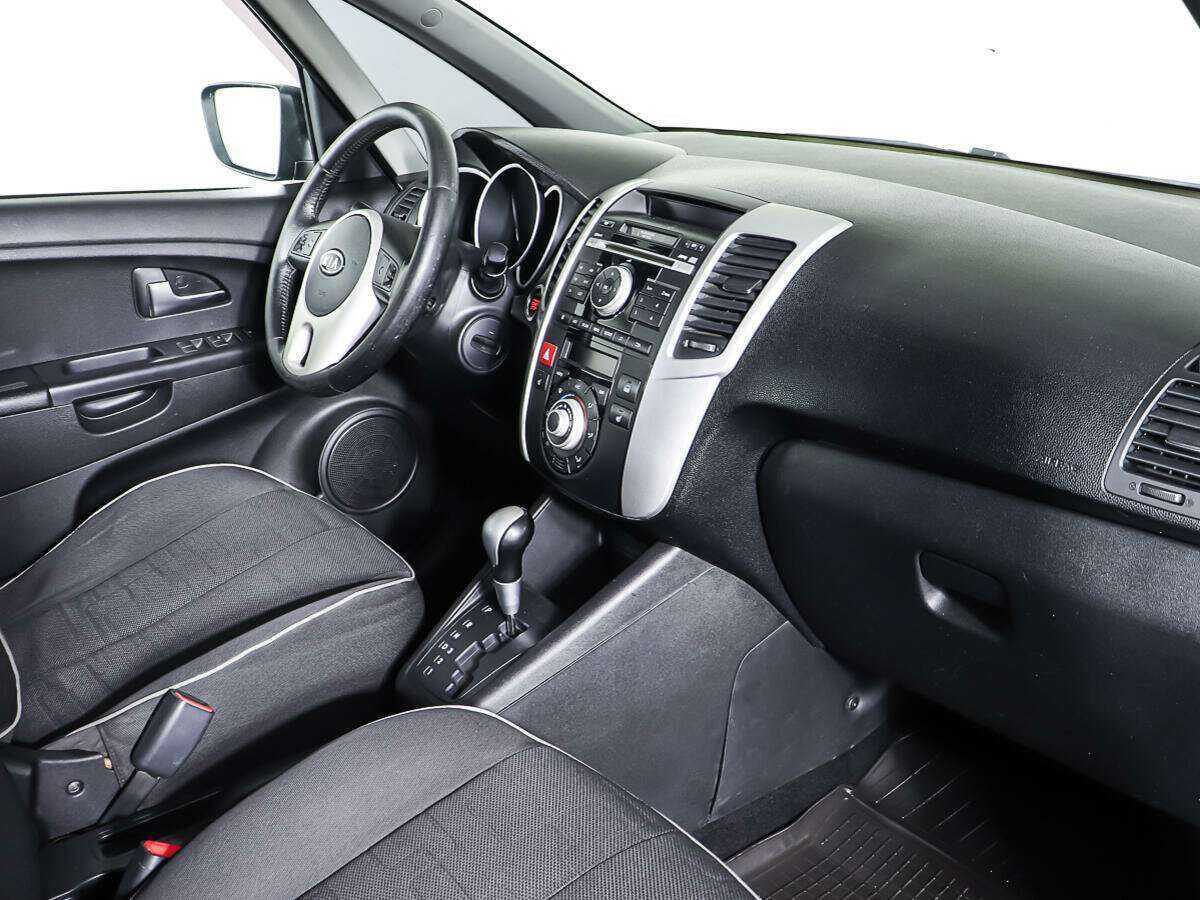 Kia Venga 2011 года с пробегом. Фото: #9