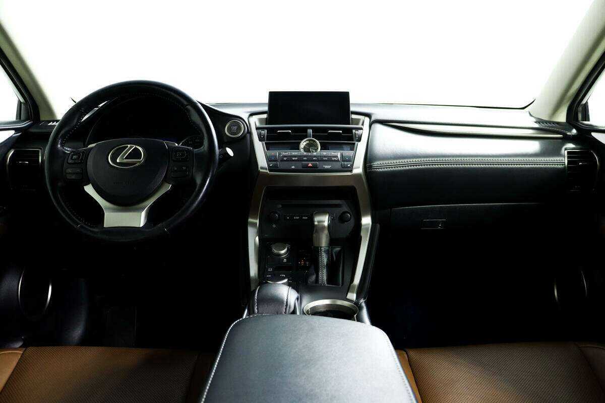Lexus NX 2017 года с пробегом. Фото: #10