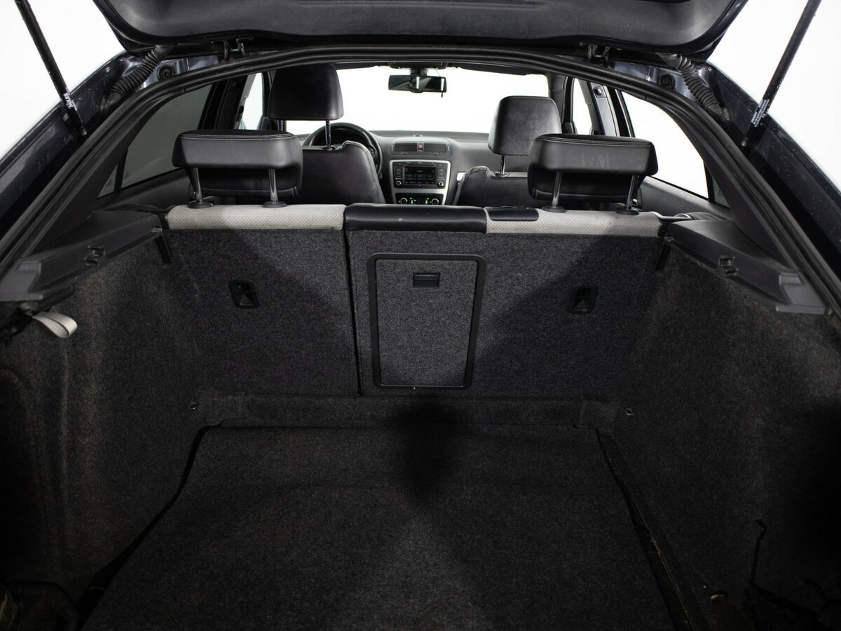 Skoda Octavia RS 2011 года с пробегом. Фото: #17