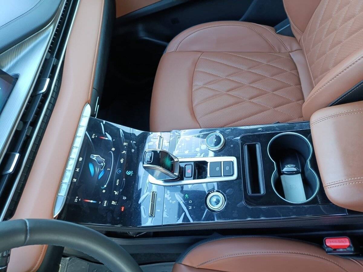 Chery Tiggo 8 Pro Max 2022 года с пробегом. Фото: #2