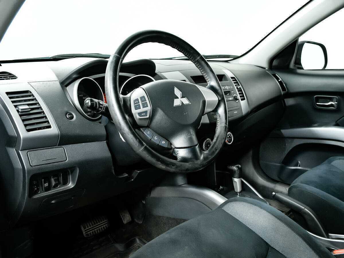 Mitsubishi Outlander 2008 года с пробегом. Фото: #12