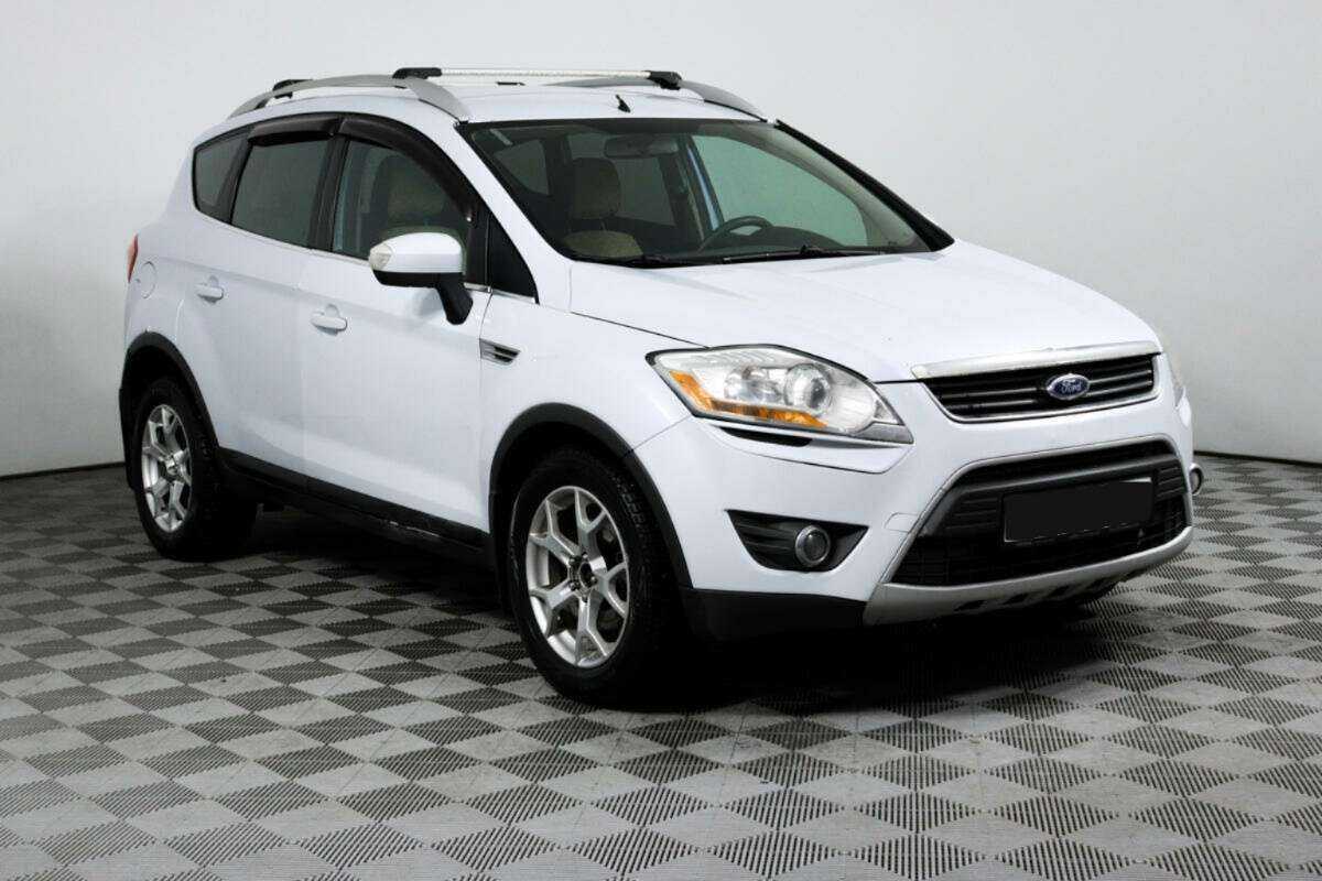 Ford Kuga 2010 года с пробегом. Фото: #2