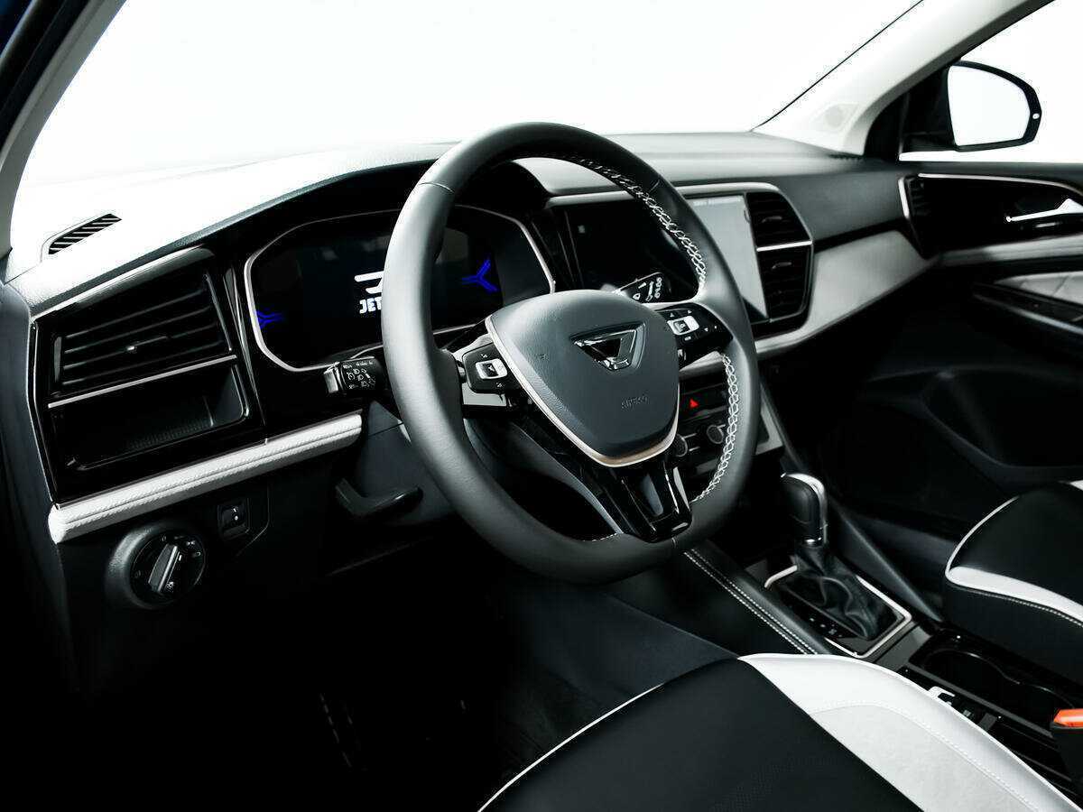 Jetta VS7 2023 года с пробегом. Фото: #12