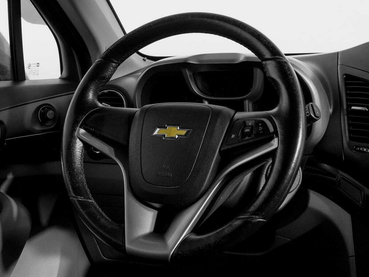 Chevrolet Orlando 2014 года с пробегом. Фото: #13
