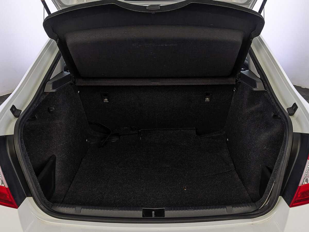 Skoda Rapid 2017 года с пробегом. Фото: #9