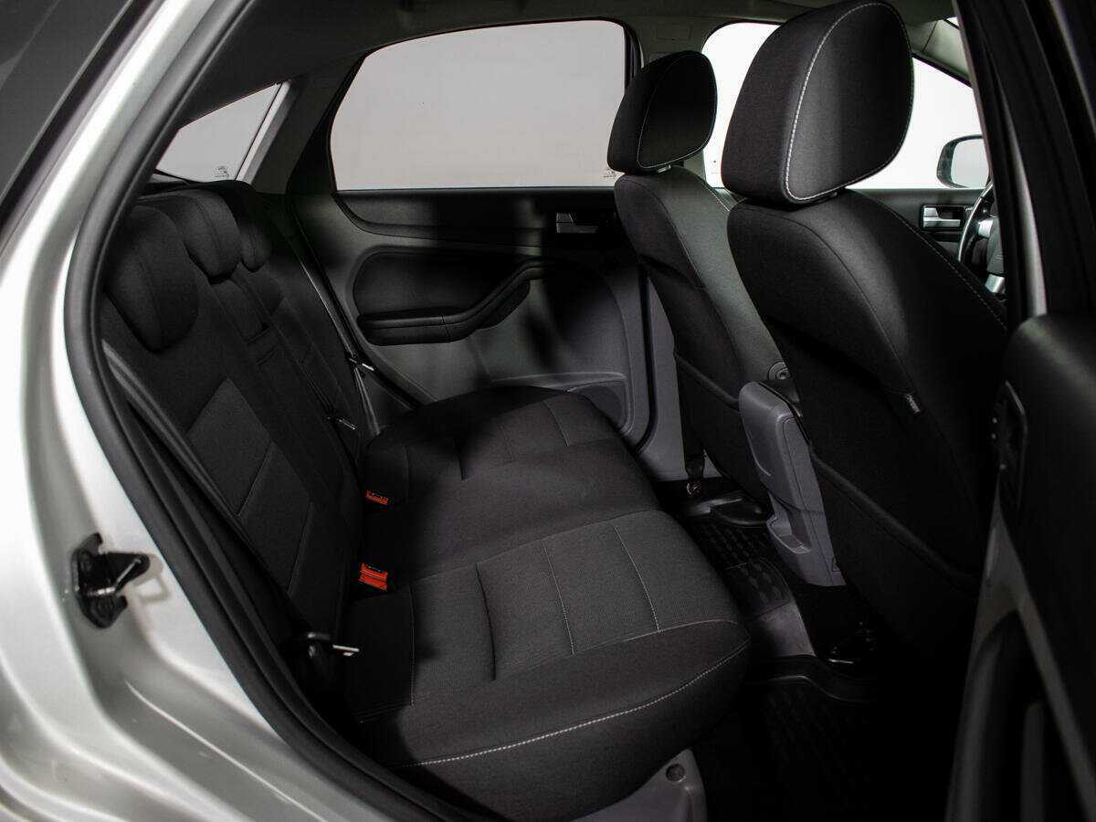 Ford Focus 2010 года с пробегом. Фото: #7