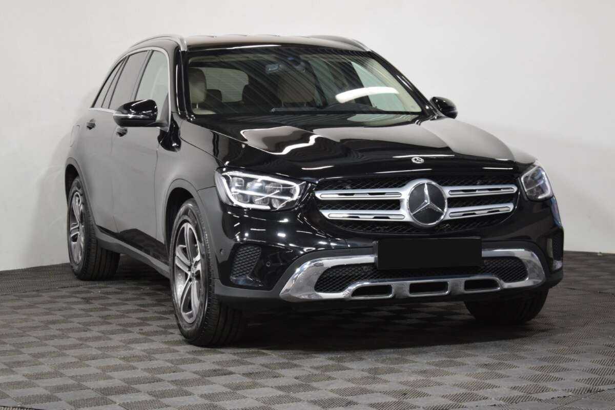 Mercedes-Benz GLC 2021 года с пробегом. Фото: #1