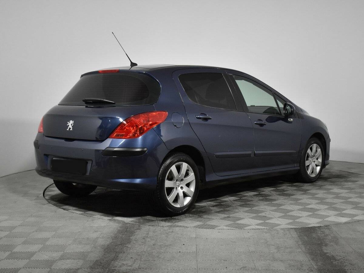 Peugeot 308 2008 года с пробегом. Фото: #4
