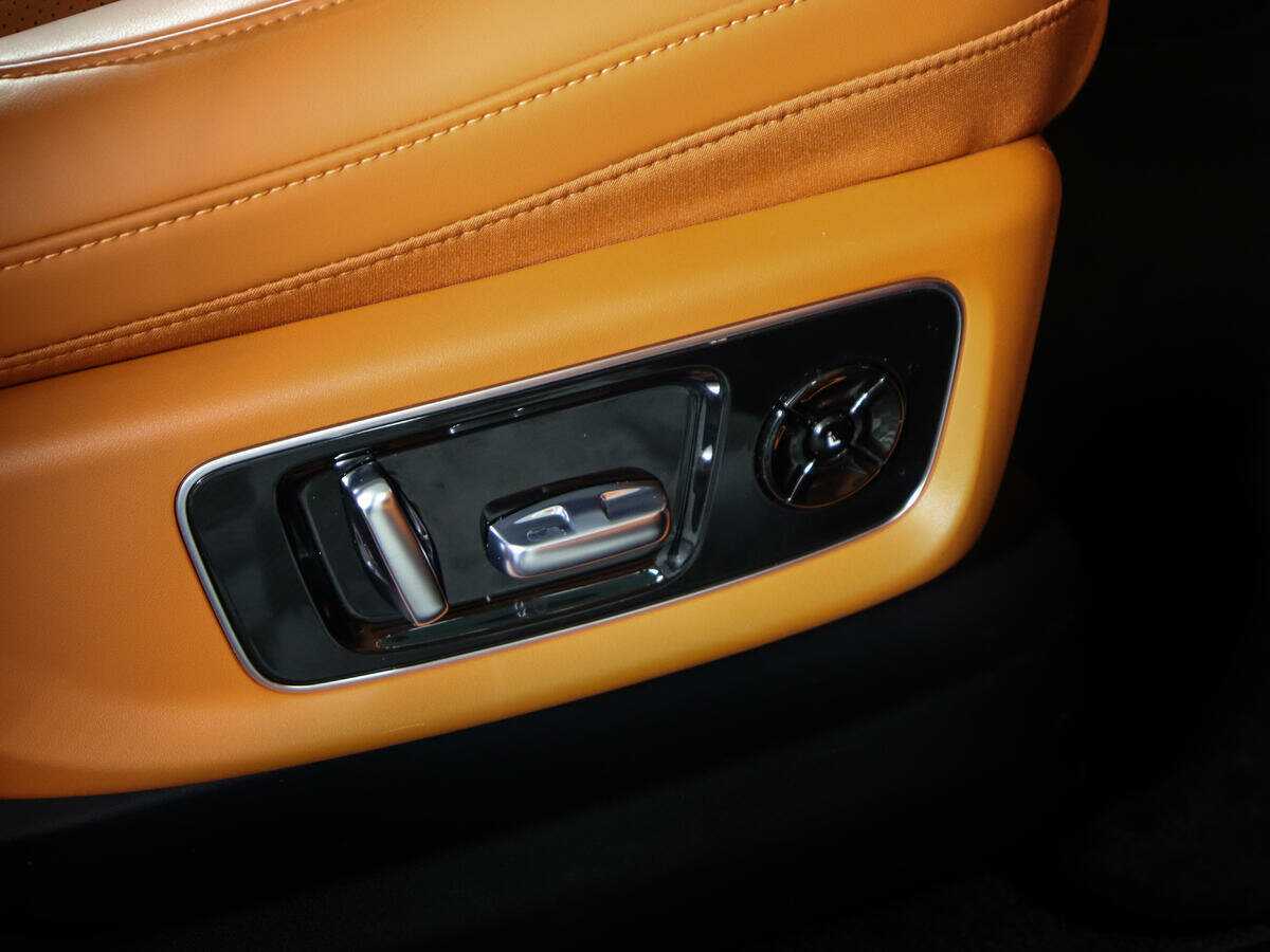 LiXiang L9 2023 года с пробегом. Фото: #28