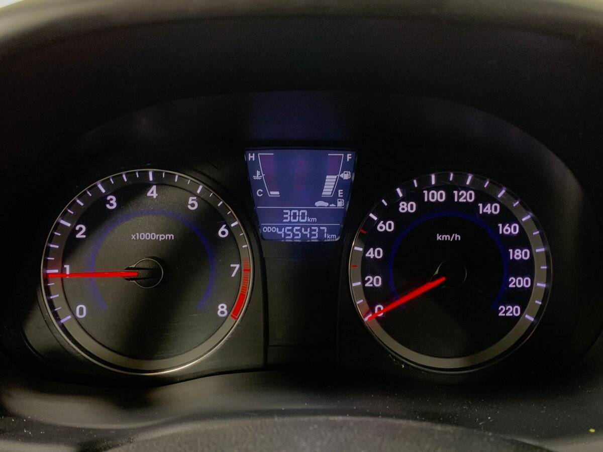 Hyundai Solaris 2011 года с пробегом. Фото: #13