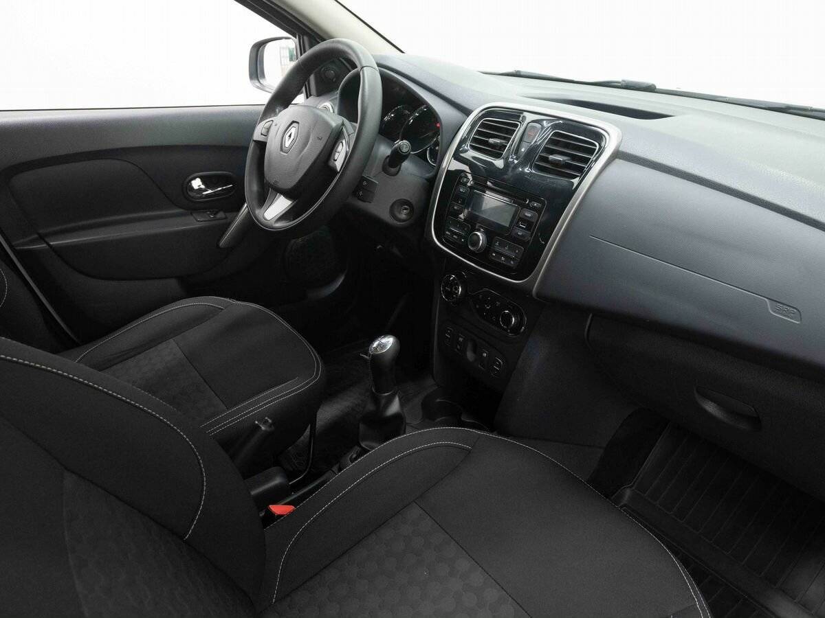 Renault Sandero 2016 года с пробегом. Фото: #10