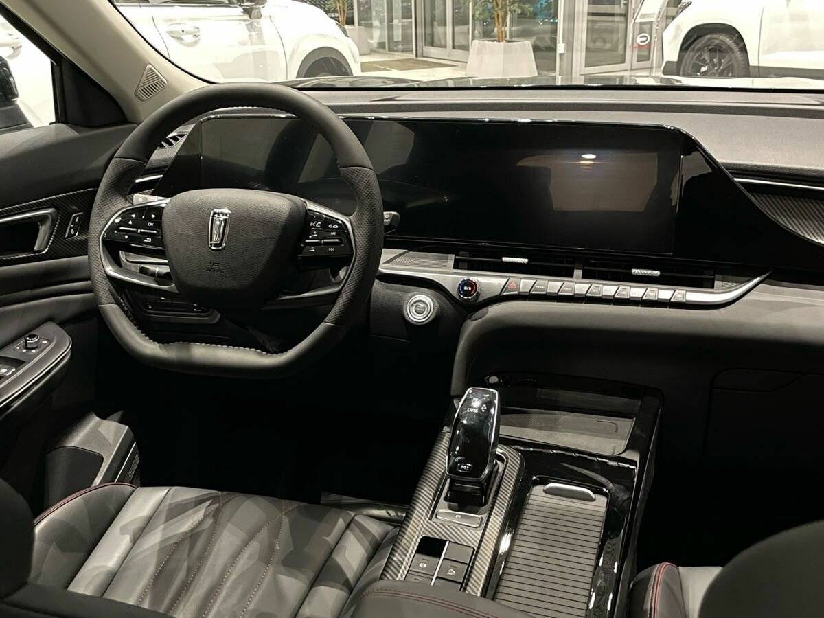 FAW Bestune T55 2023 года с пробегом. Фото: #8