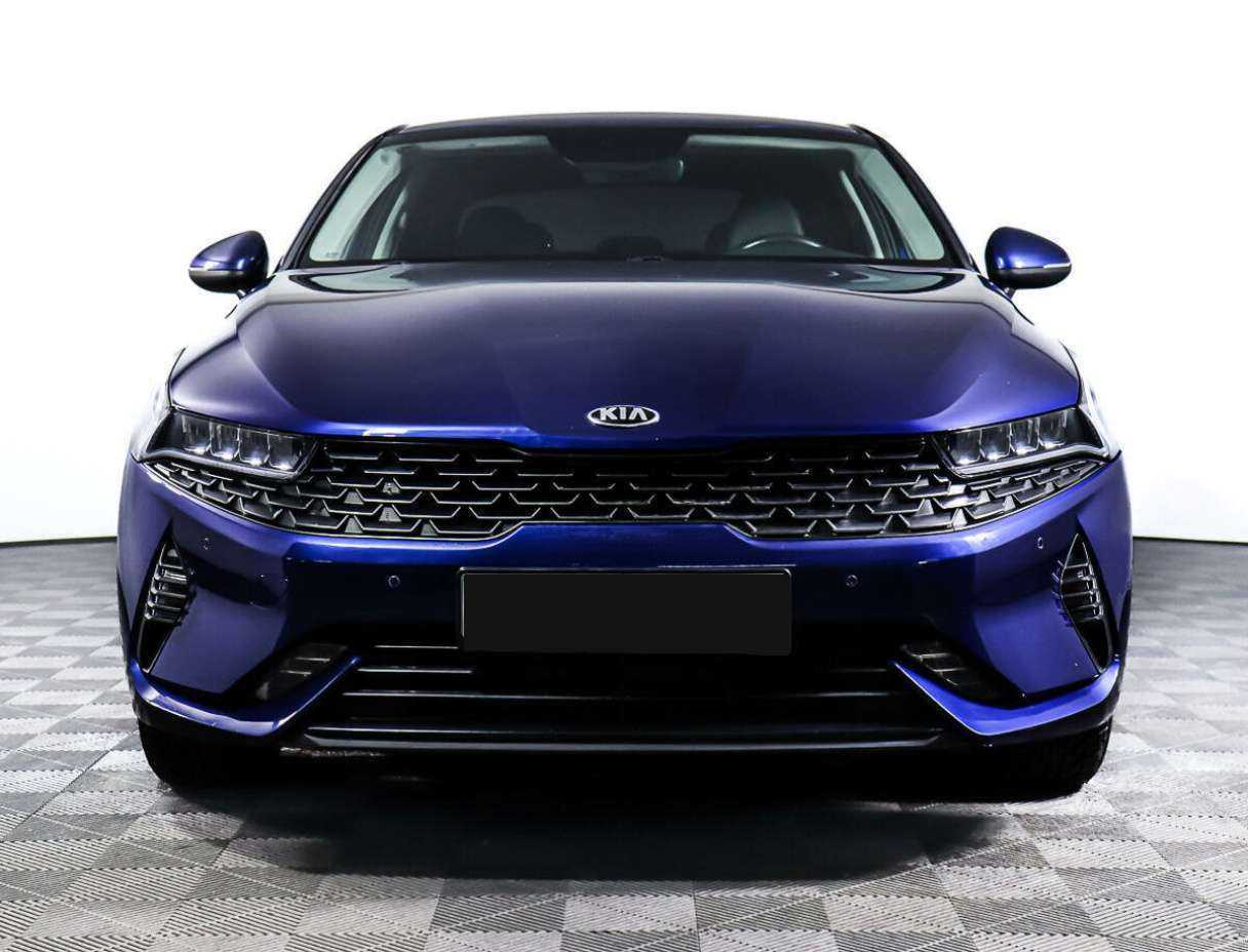 Kia K5 2021 года с пробегом. Фото: #1