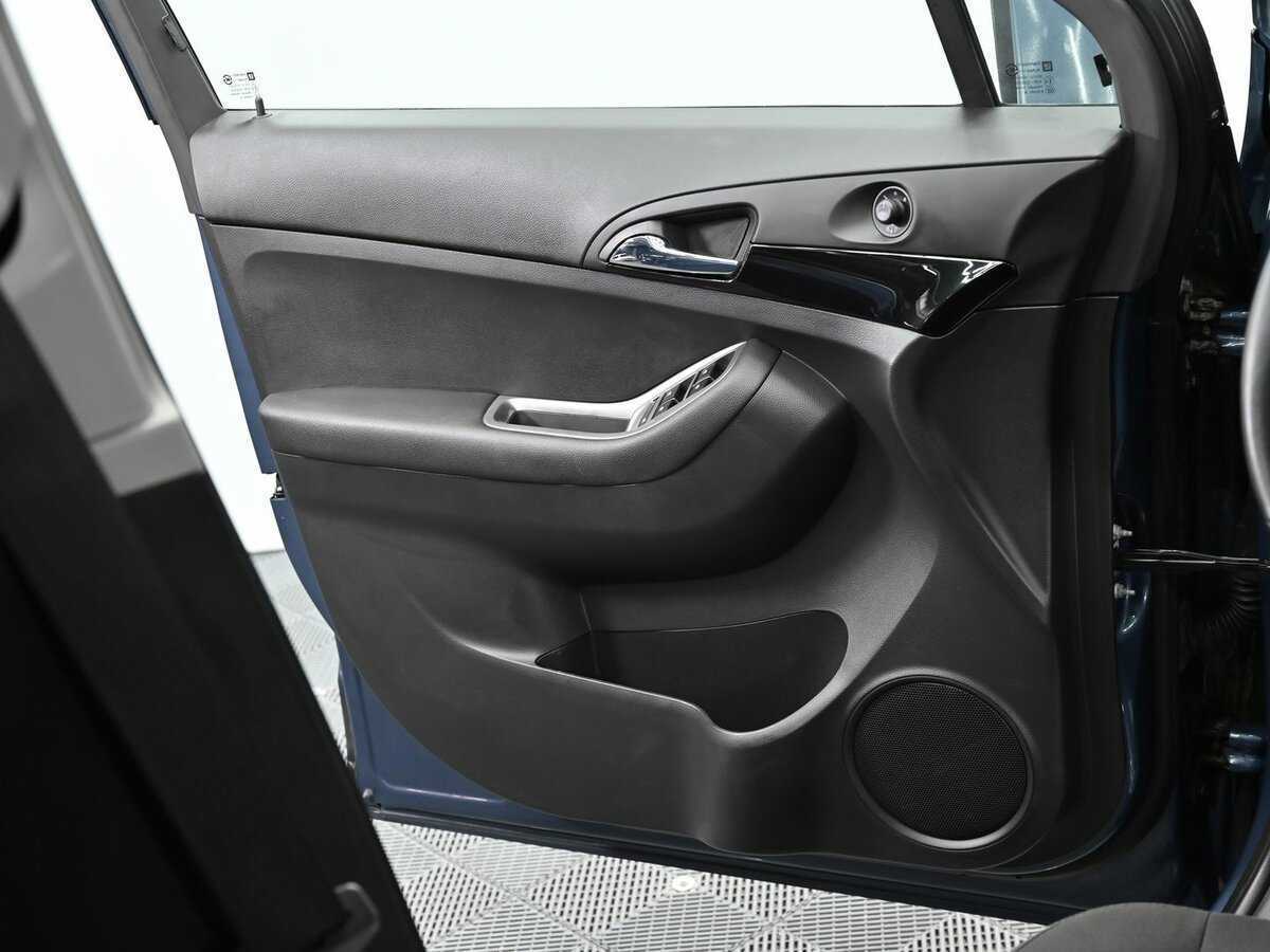 Chevrolet Orlando 2014 года с пробегом. Фото: #5