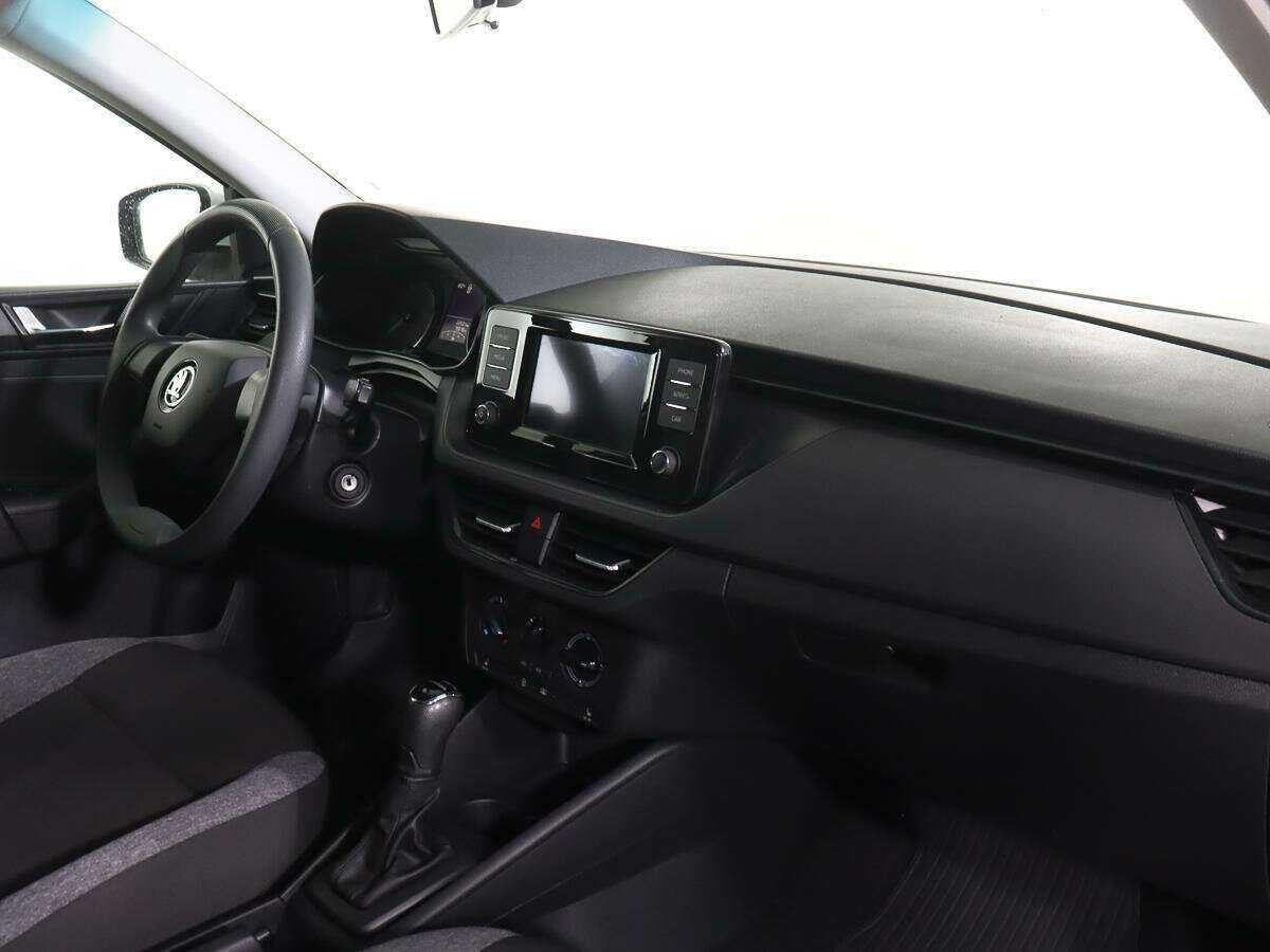 Skoda Rapid 2021 года с пробегом. Фото: #7