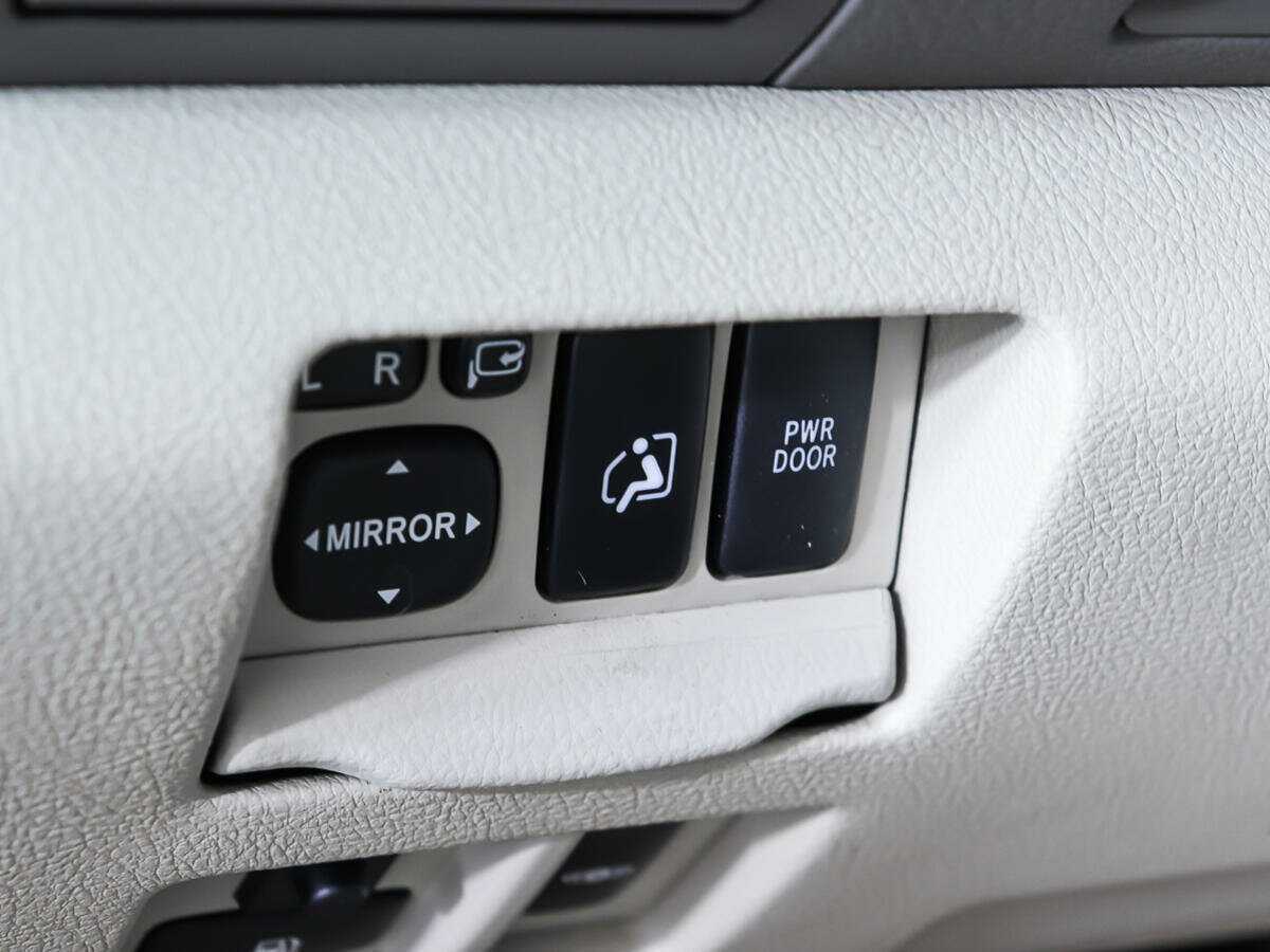 Lexus RX 2008 года с пробегом. Фото: #19