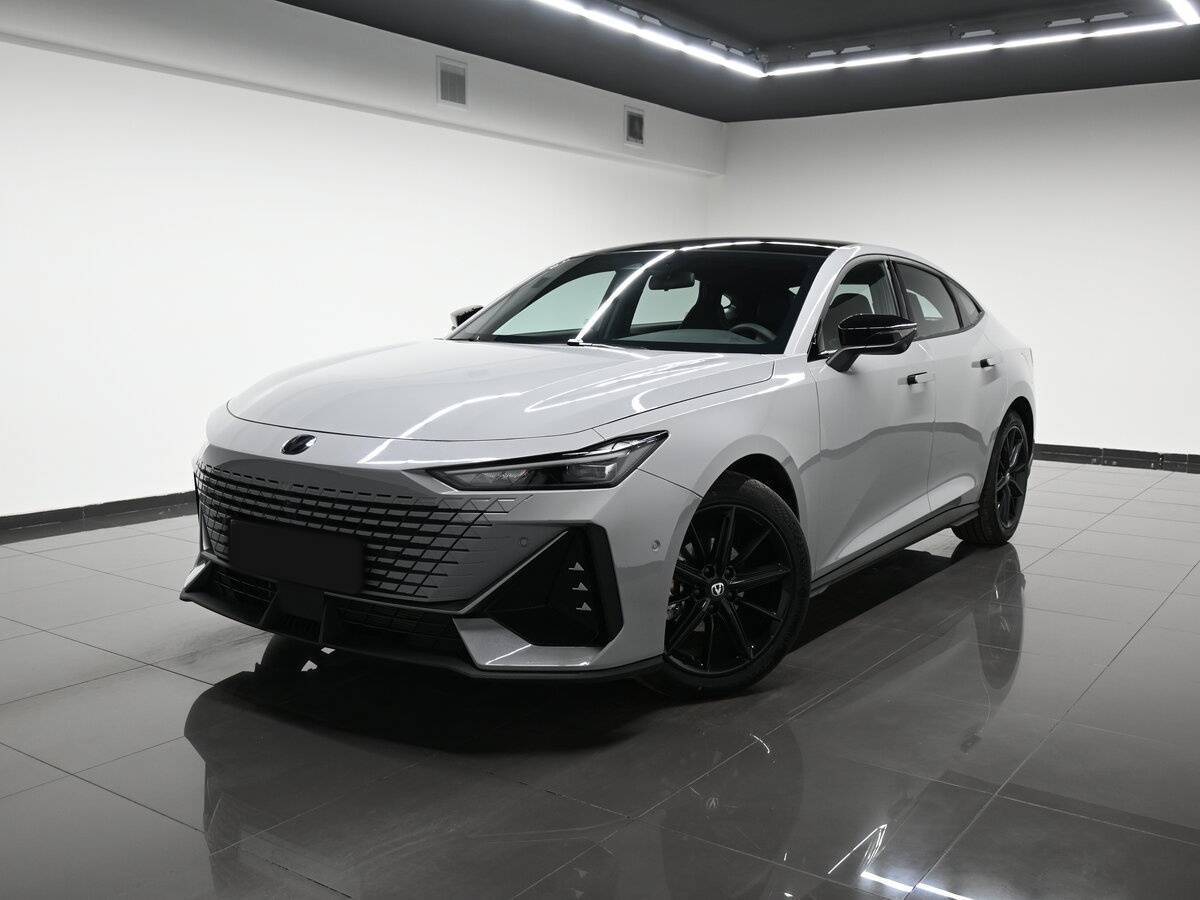 Changan UNI-V 2023 года с пробегом. Фото: #0