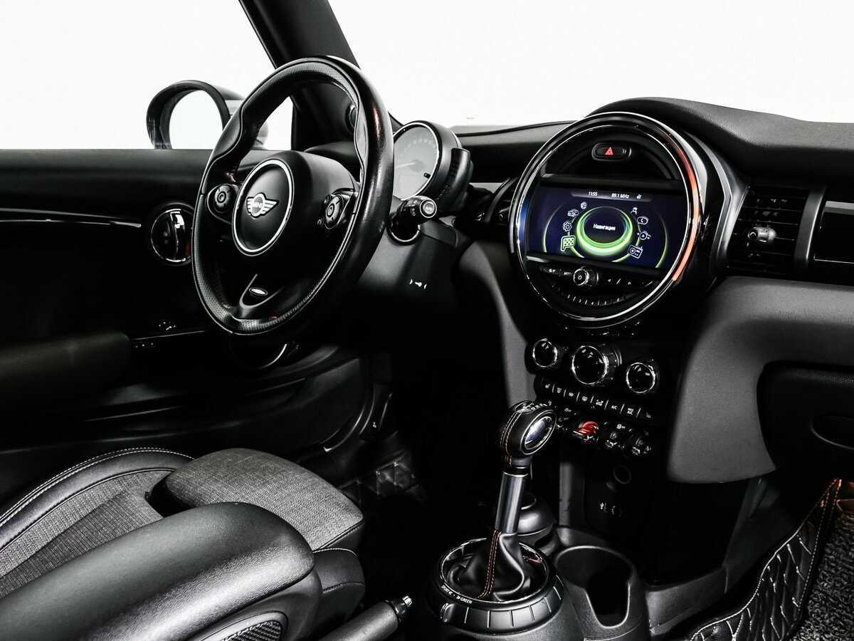 Mini Hatch 2014 года с пробегом. Фото: #8