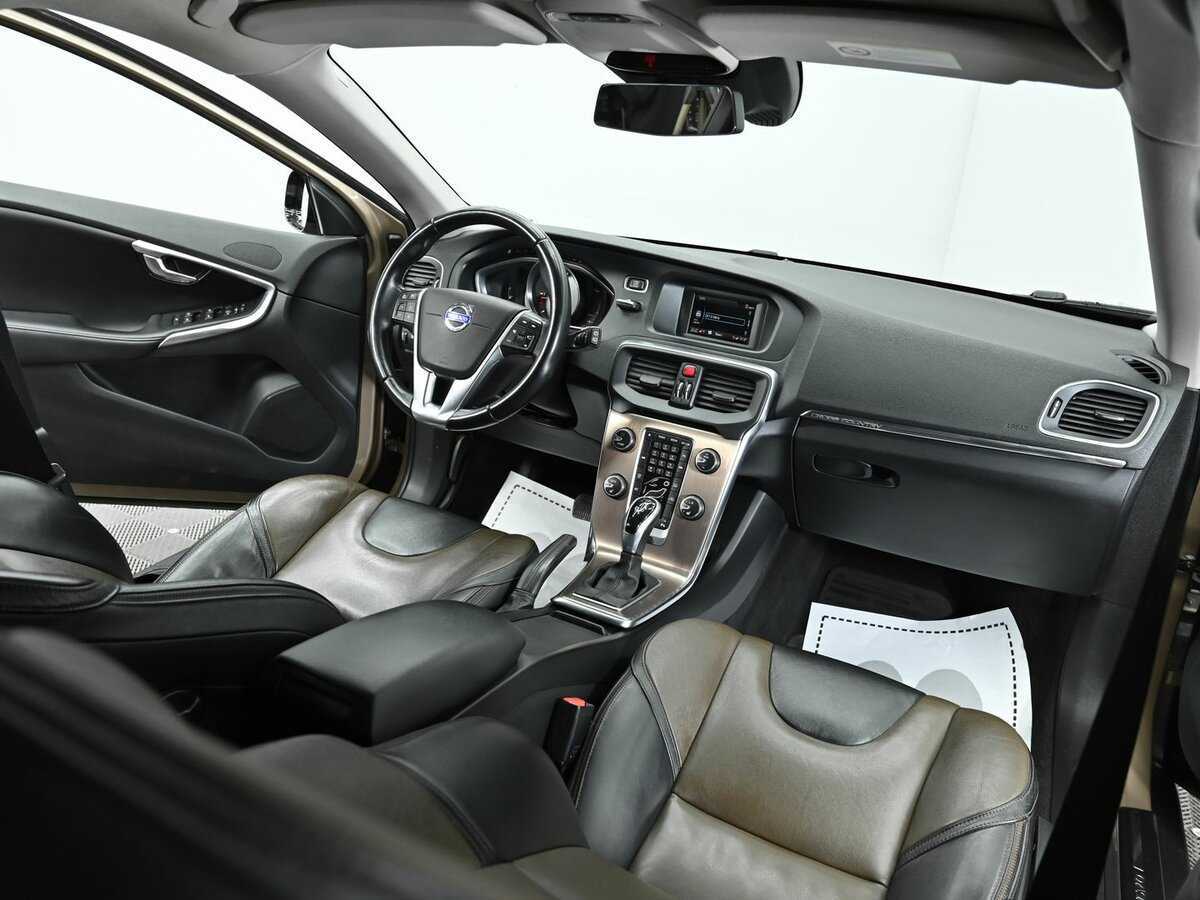 Volvo V40 2014 года с пробегом. Фото: #13