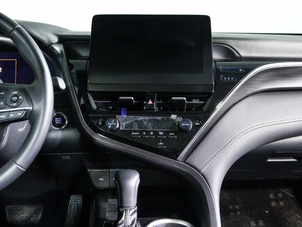 Toyota Camry 2023 года с пробегом. Фото: #10