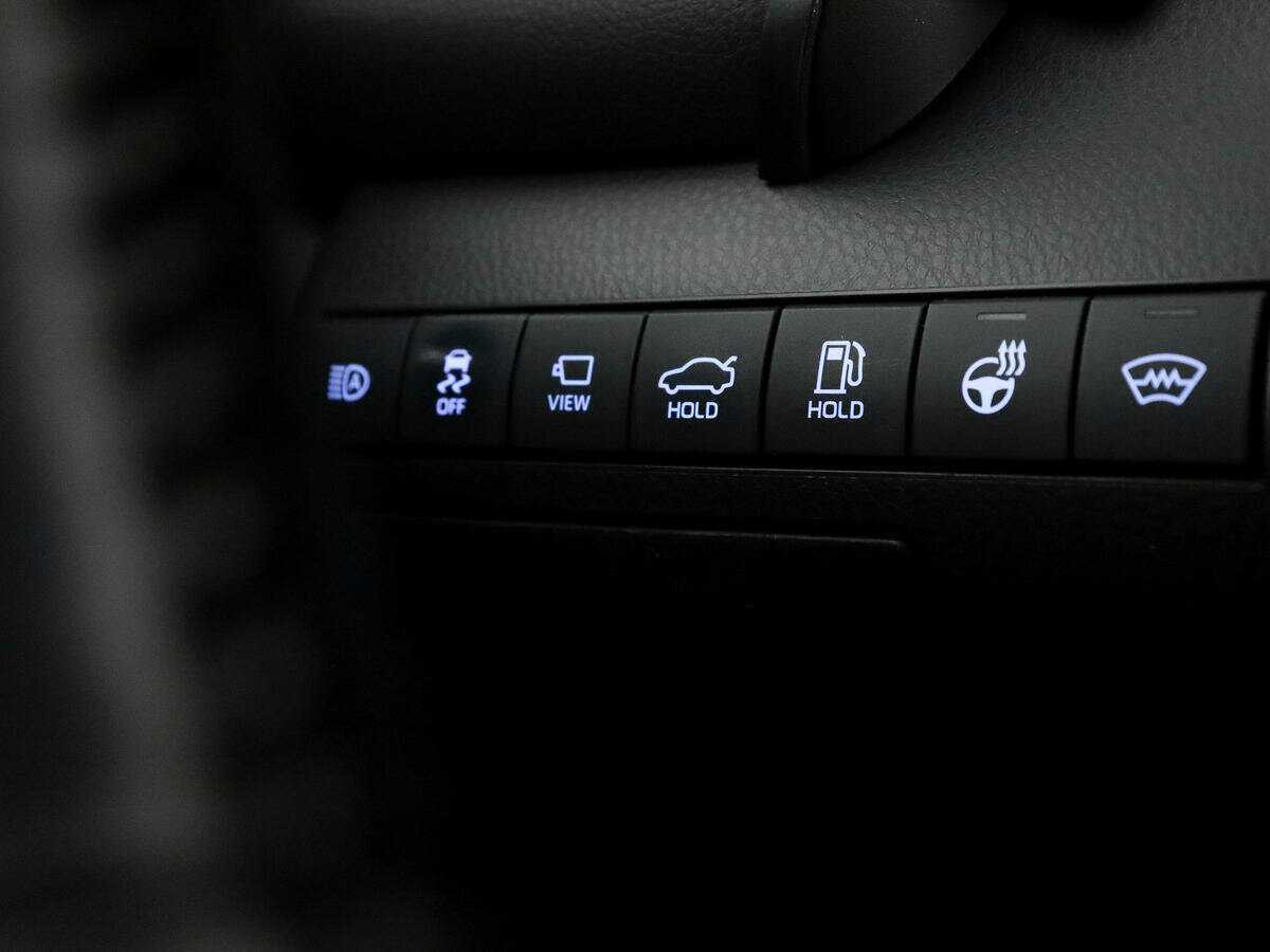 Toyota Camry 2019 года с пробегом. Фото: #17