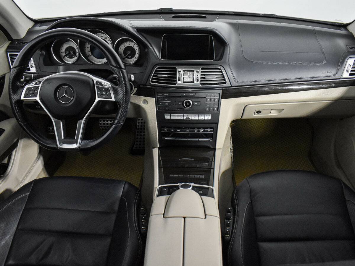 Mercedes-Benz E-Класс 2015 года с пробегом. Фото: #15