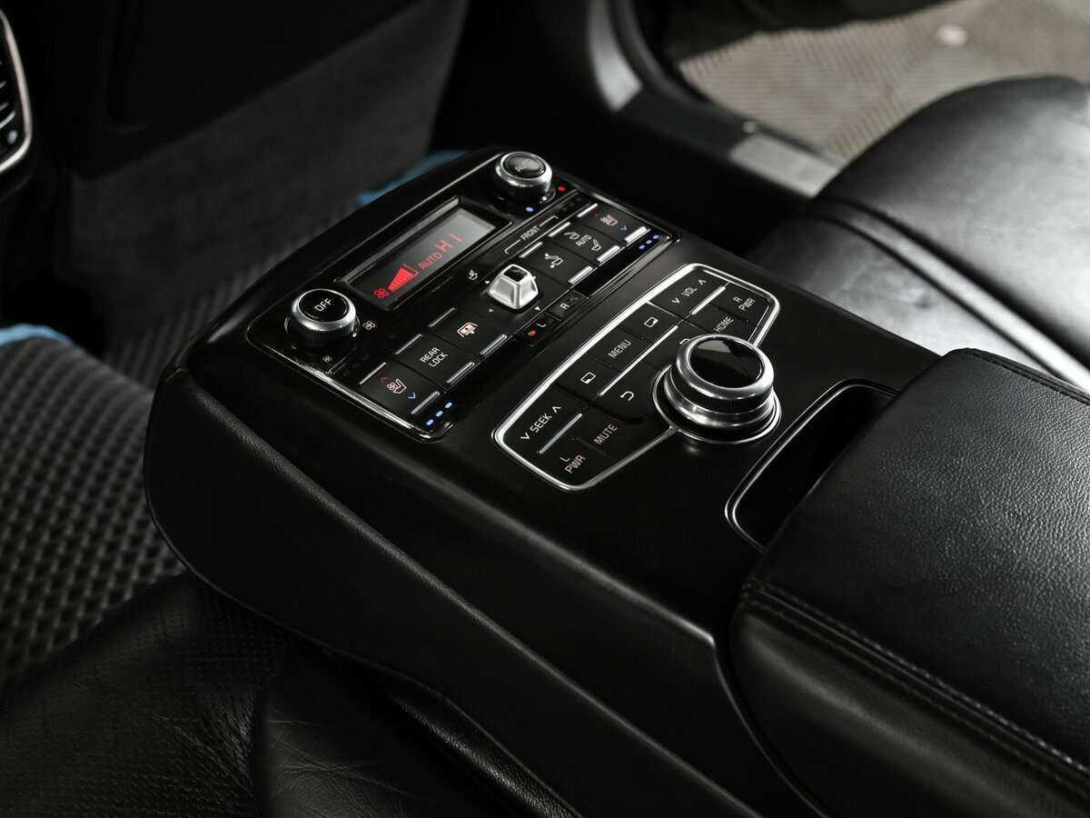 Kia Quoris 2013 года с пробегом. Фото: #18