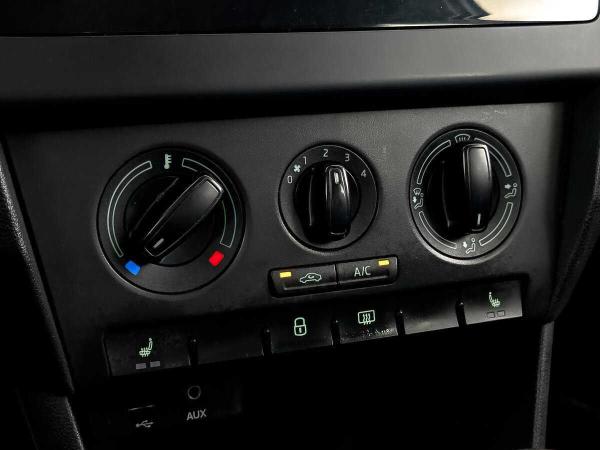 Skoda Rapid 2017 года с пробегом. Фото: #19